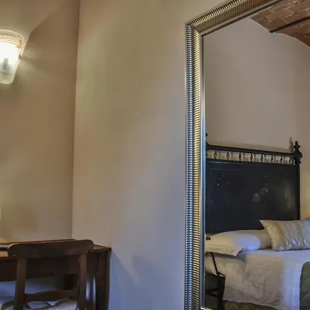 Cascina Setteventi Фермерский дом Момбаруццо