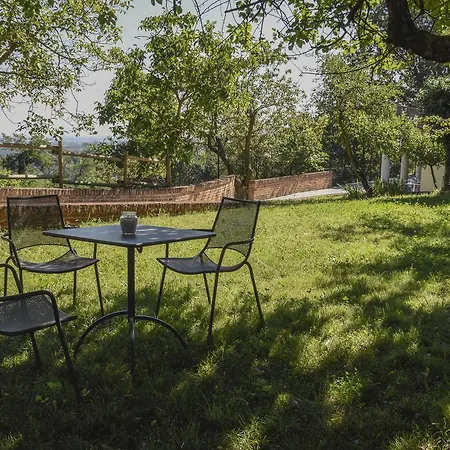 Cascina Setteventi * Момбаруццо